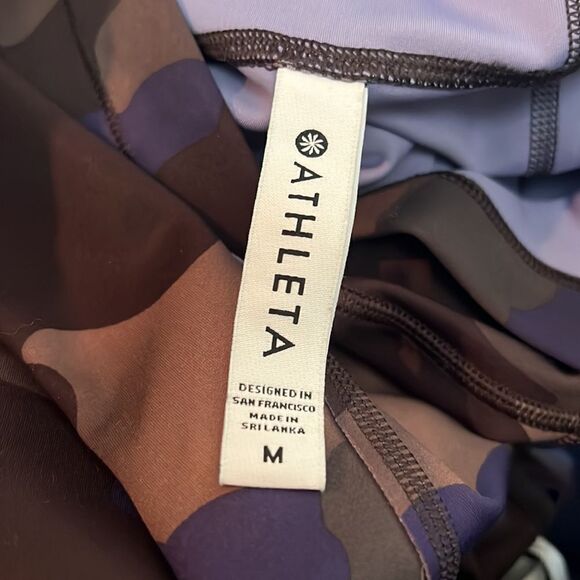 Athleta Pinnacle Sweatshirt Pullover Hoodie in Mantra Print M - Picture 5 of 7